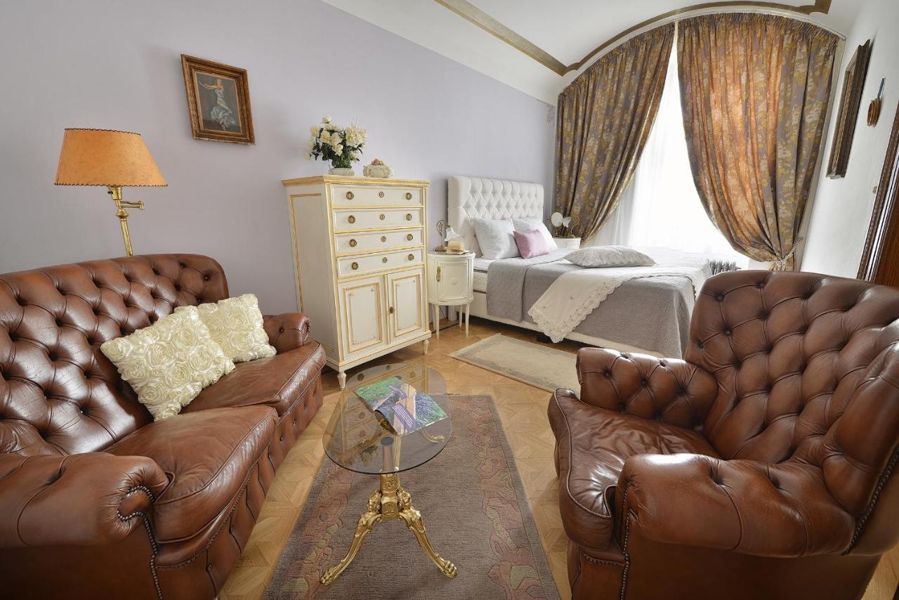 Apartman Dalia Janackovo Nabrezi Prague Exterior photo